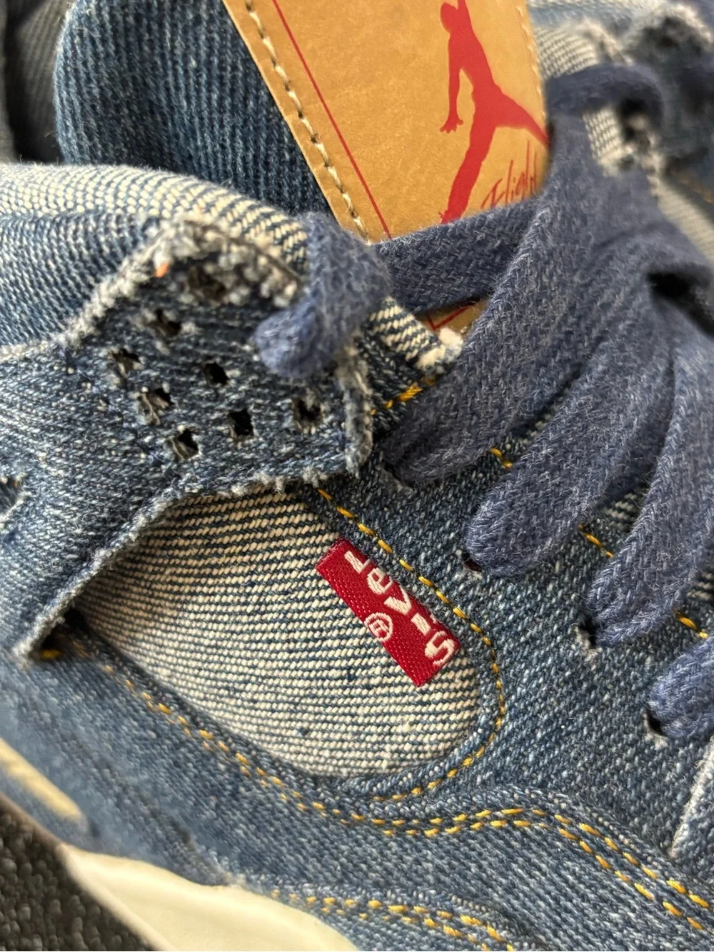 Size 8.5- Jordan 4 Retro Levi's Denim Blue High Top Sneakers AO2571-401 2018